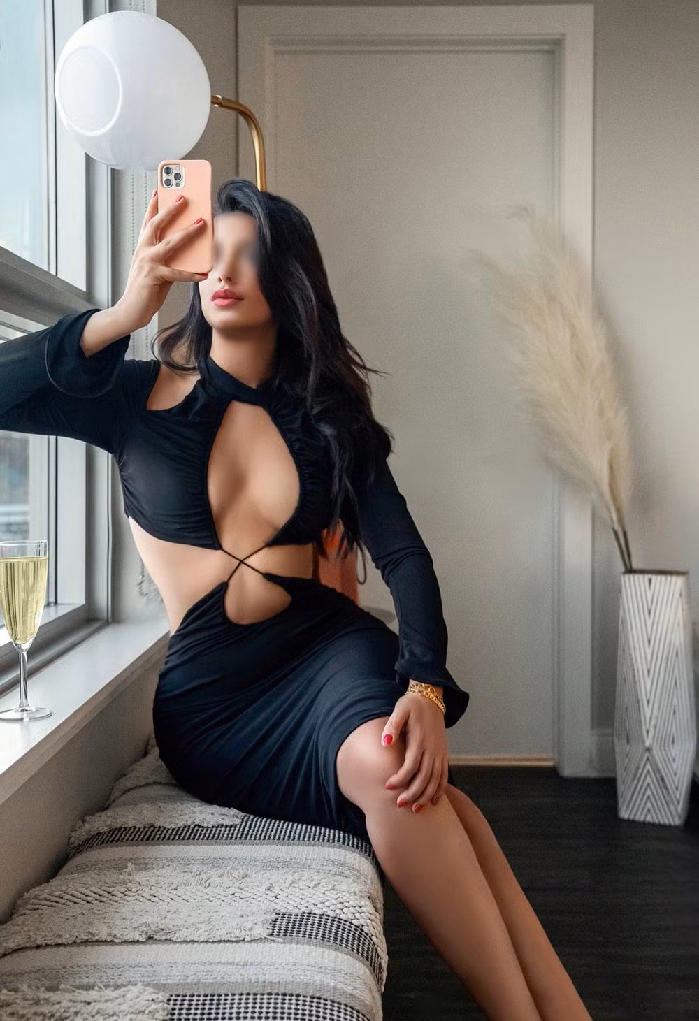 odeete Escorts Model 02